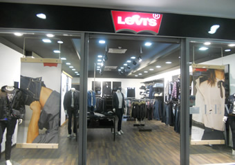 levis-shop-piramida-mostar.jpg